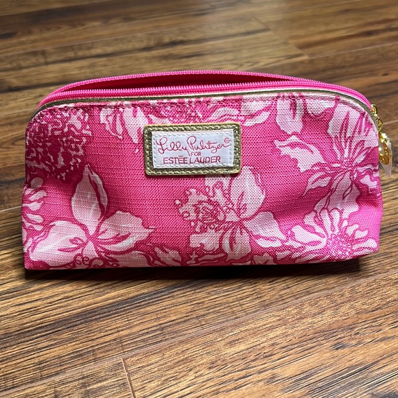 Lilly Pulitzer Handbags - Lily Pulitzer for Estee Lauder Cosmetic Bag Pink Floral